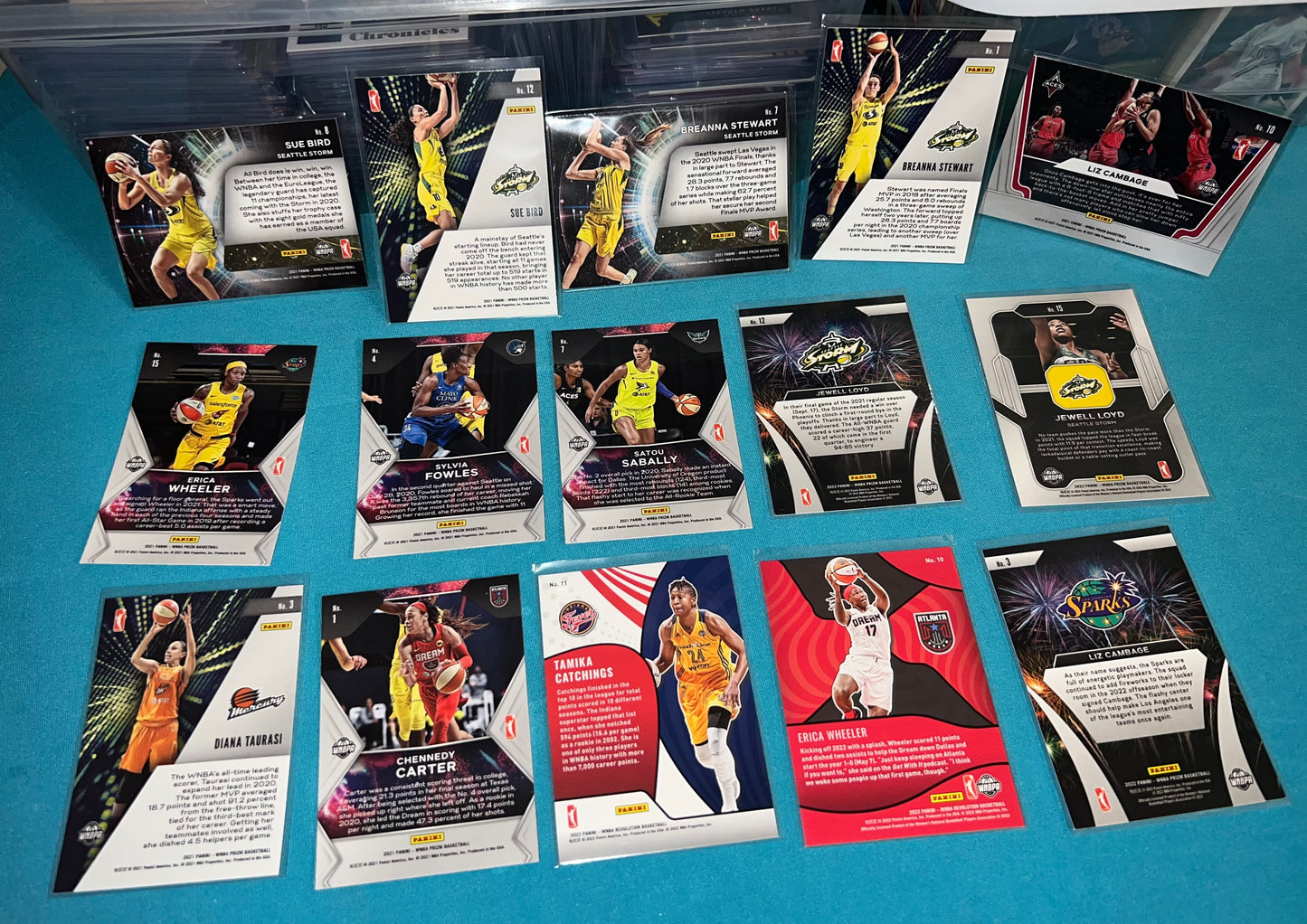 2021-22 Panini Prizm WNBA Parallel Card Lot (16) Inserts