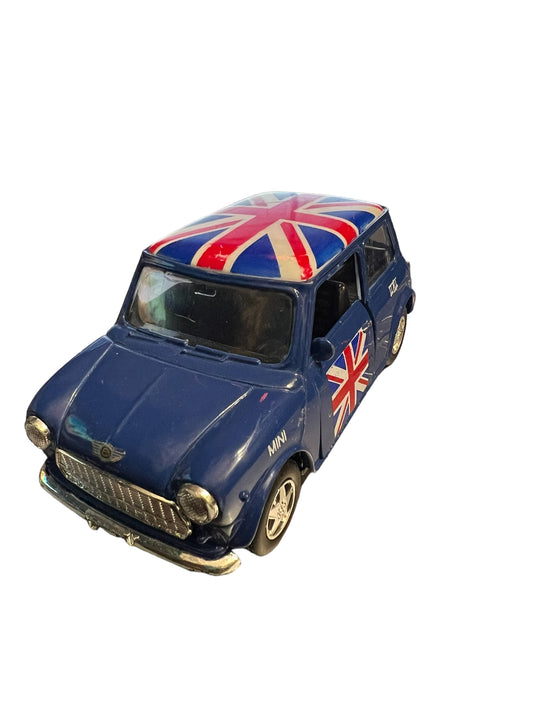Welly Mini Cooper Series Die-Cast Model Flag 49045