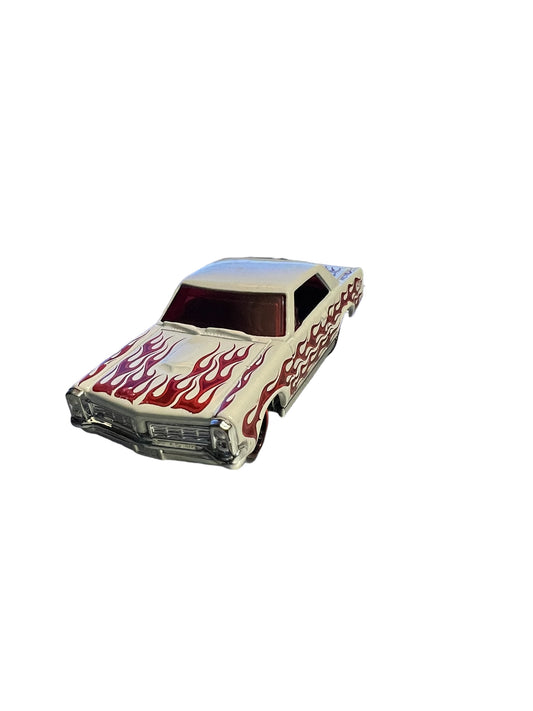 2016 Hot Wheels Flames '65 Pontiac GTO White