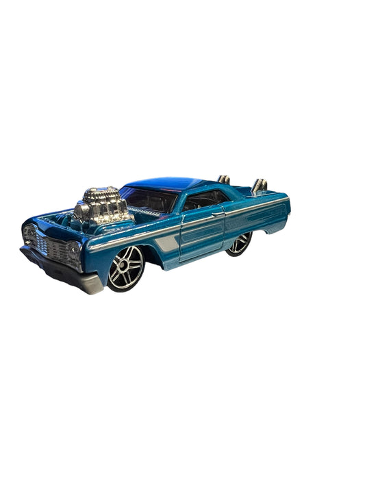 64 Chevy Impala Die-Cast Model (GHD48) 2003 Blue